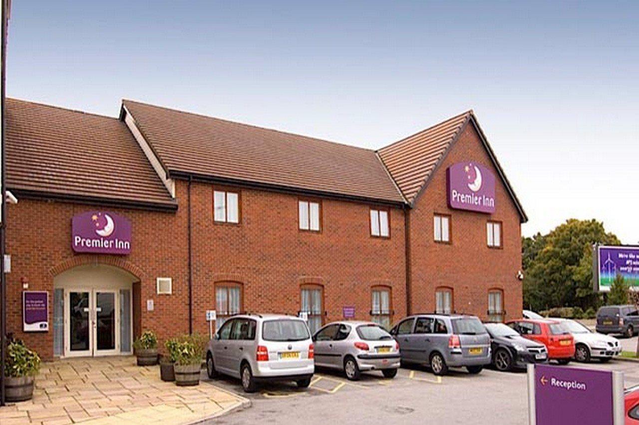 Premier Inn Manchester Trafford Centre North Екстериор снимка