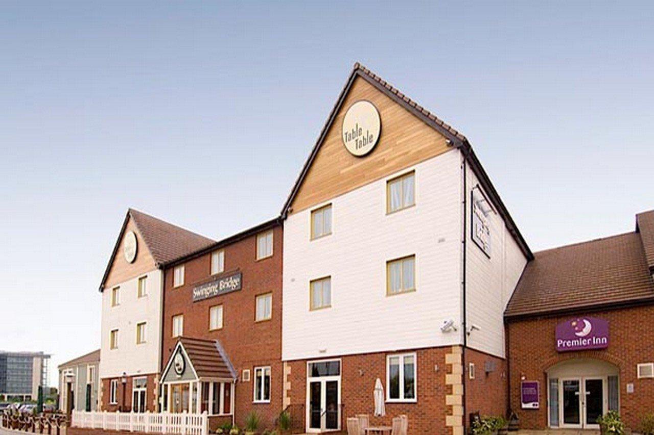 Premier Inn Manchester Trafford Centre North Екстериор снимка