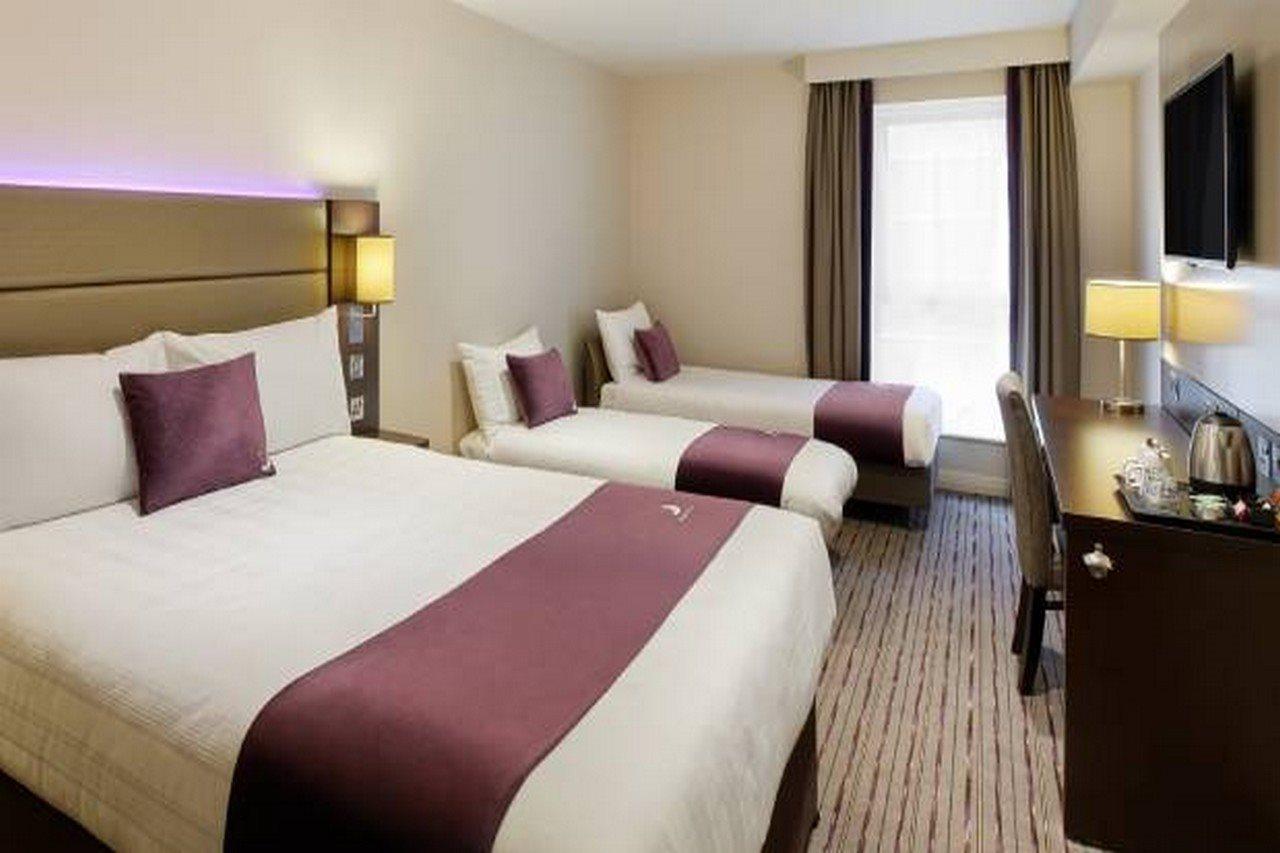 Premier Inn Manchester Trafford Centre North Екстериор снимка